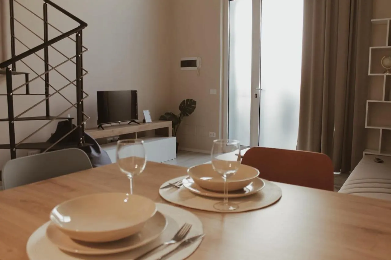 Yr Apartments Milan - Bocconi 0*,  이탈리아